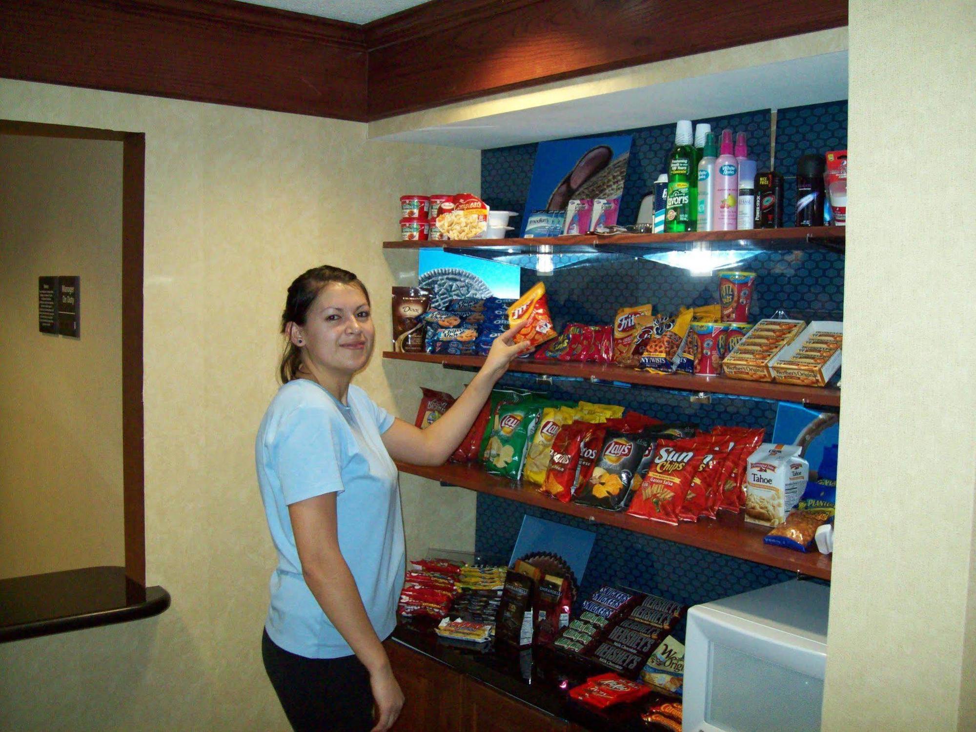 Hampton Inn & Suites Enid Facilities photo